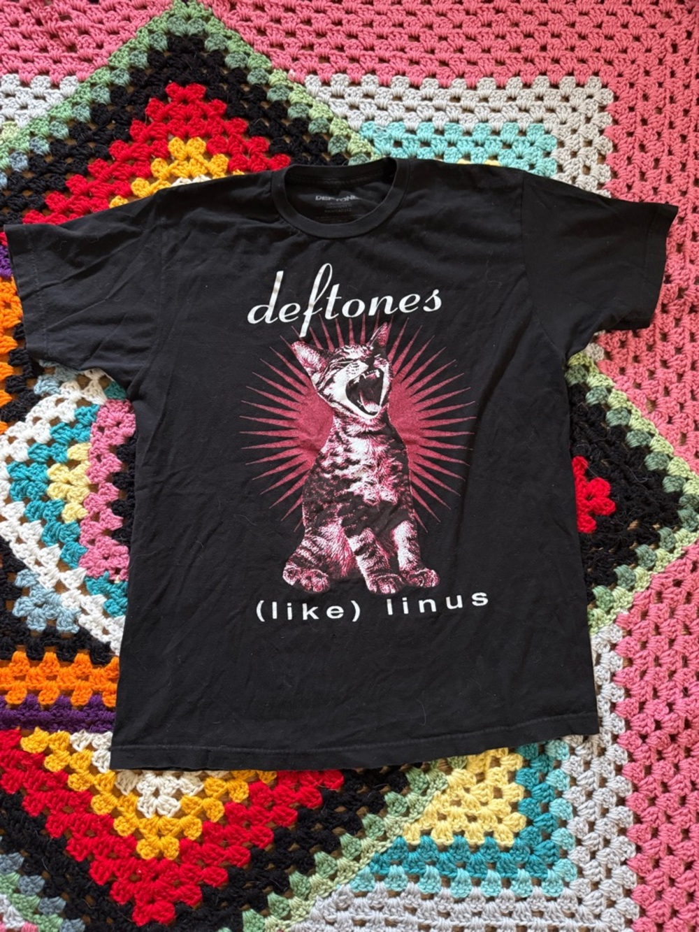 Deftones (Like) Linus Graphic Tee - Black